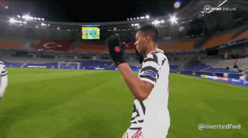 Invertedfwd Martial GIF - Invertedfwd Martial Martial Ucl GIFs