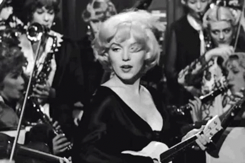 Marilyn Monroe Wink GIF - Marilyn Monroe Wink Beautiful GIFs