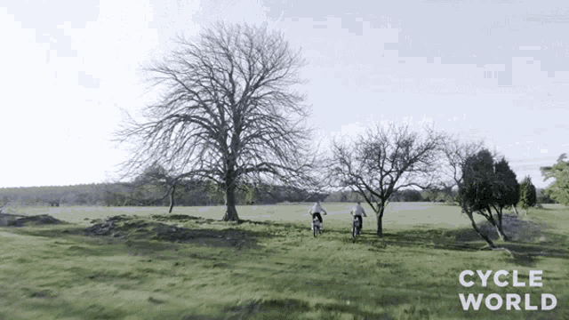Riding Race GIF - Riding Race Motorcycle GIFs