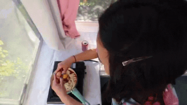 Cooking Lizzy Capri GIF - Cooking Lizzy Capri Noodle GIFs