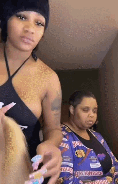 Zymedia Queenopp GIF