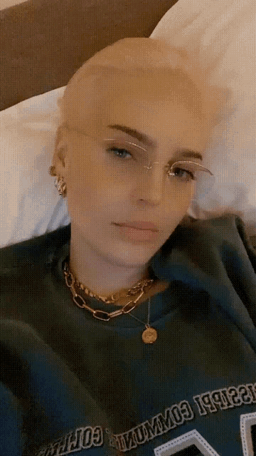 Anne Marie Bed Time GIF - Anne Marie Bed Time Sleep Tight GIFs