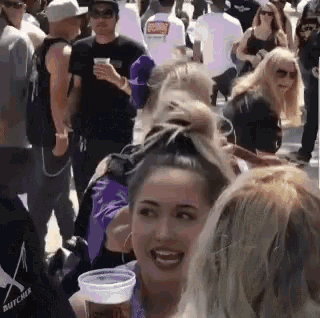 Wut All The Way Down GIF - Wut All The Way Down Bottoms Up GIFs