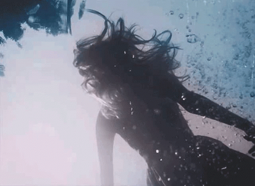Underwater GIF - Underwater GIFs