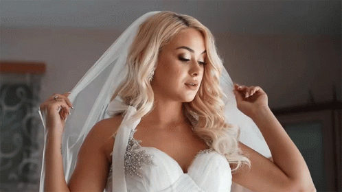 Fixing My Bridal Veil Sylwia Przybysz GIF
