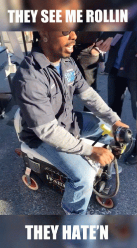 Coolerscooter Hershey2019 GIF - Coolerscooter Hershey2019 Norm GIFs