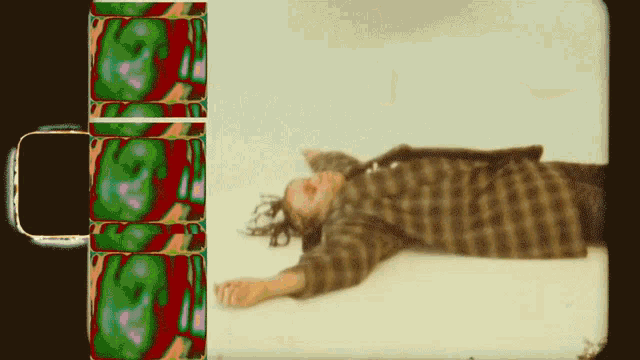 Chilling Laying Out GIF - Chilling Laying Out Relaxing GIFs