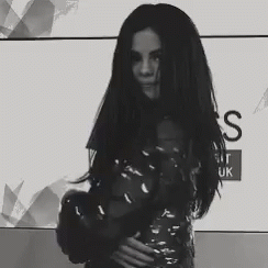 Selena Gomez Sassy GIF - Selena Gomez Sassy Hairflip GIFs