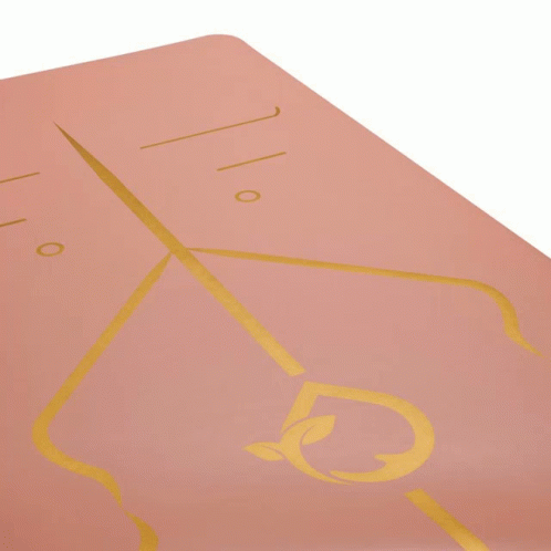 Yoga Mat Alignment Lines Reusable Makeup Remover Pads GIF - Yoga Mat Alignment Lines Reusable Makeup Remover Pads GIFs
