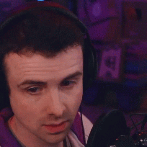 Looking Drlupo GIF - Looking Drlupo Watching GIFs