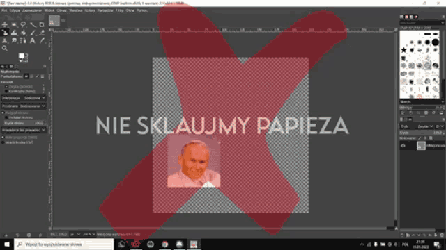 a computer screen with a picture of a man and the words nie sklaujmy papieża