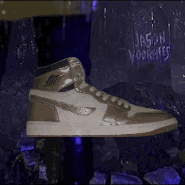 Grave Robbers Shoes GIF - Grave Robbers Shoes Kicks GIFs