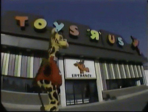 Toys R Us Geoffrey The Giraffe GIF - Toys R Us Geoffrey The Giraffe Commercial GIFs
