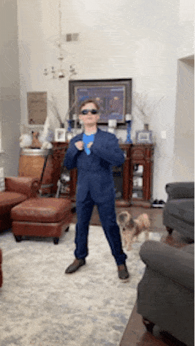 Suit Man Dancing Tobey Maguire GIF - Suit Man Dancing Tobey Maguire Sunglasses Boy GIFs