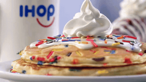 Ihop Cupcake Pancakes GIF - Ihop Cupcake Pancakes Food GIFs