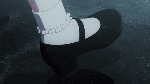 a drawing of a person wearing black shoes with a ruffled collar