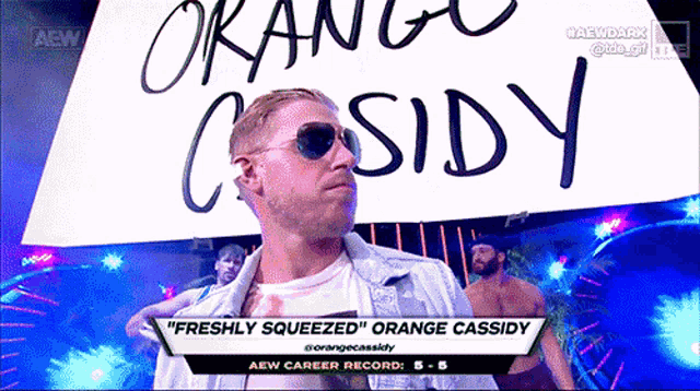 Orange Cassidy Thumbs Up GIF - Orange Cassidy Thumbs Up GIFs