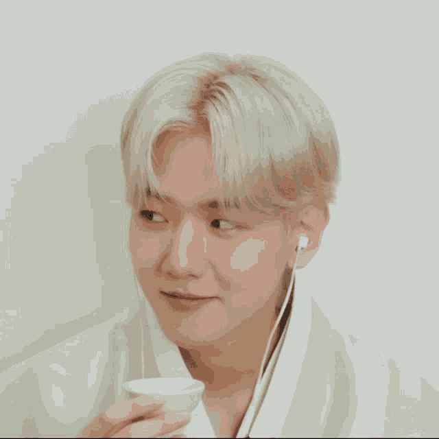 Exo Baekhyun GIF