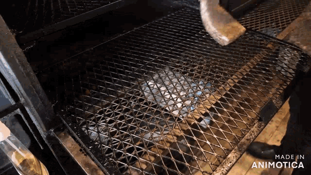 a grill with the words made in animatica on the bottom of it