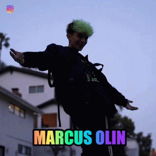 Marcus Olin Yağmur Güler GIF - Marcus Olin Yağmur Güler GIFs