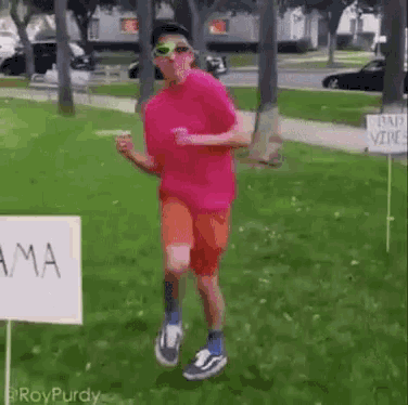 Haters Gonna Hate Dance GIF - Haters Gonna Hate Dance Avoid GIFs