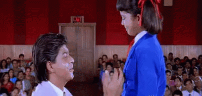 प्यारे पापा GIF - Shahrukh Anjali Adorablefather GIFs