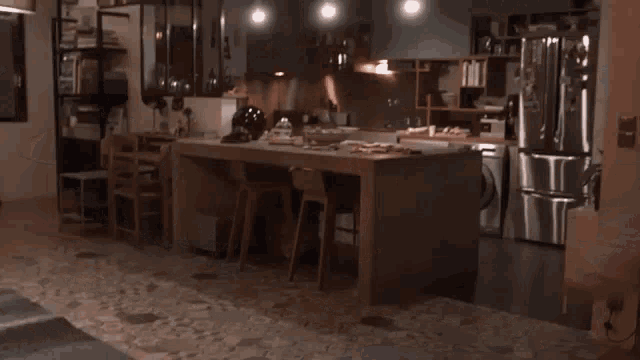 Toto Parcels GIF - Toto Parcels Roll GIFs