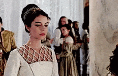 Reign Mary GIF - Reign Mary Lola GIFs