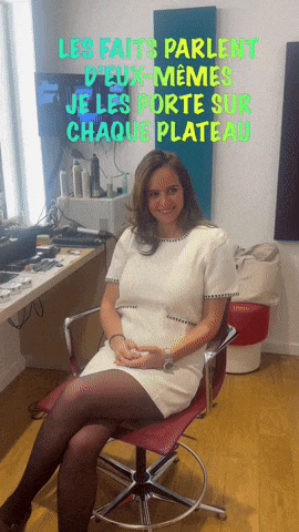 a woman in a white dress sits in a chair with the words les faits parlent d' eux meme on the top