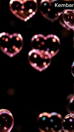 soap bubbles in the shape of hearts with the words assalamualaikum warahmatullahi wabarokatuu