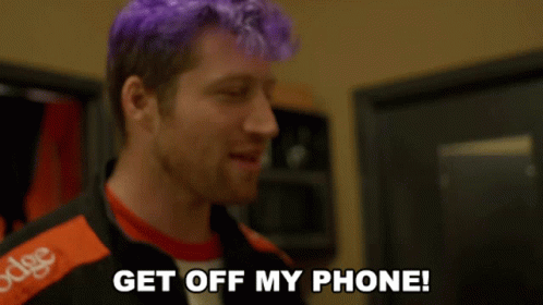 Get Off My Phone Sneaky GIF - Get Off My Phone Sneaky Stalking GIFs
