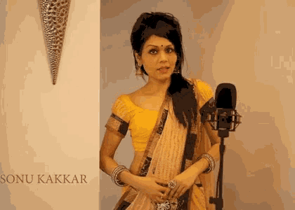 Sonu Kakkar Bollywood Singer GIF - Sonu Kakkar Bollywood Singer Har Pal Mujhako Tadapaataa Hai Mujhe Saarii Raat Jagaataa Hai GIFs