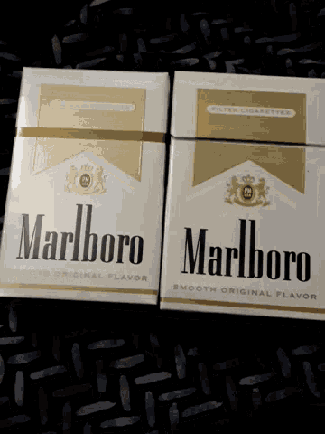 Cigarettes Marlboro GIF - Cigarettes Marlboro GIFs
