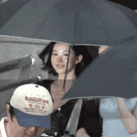 a man wearing a baseball cap that says rakuten