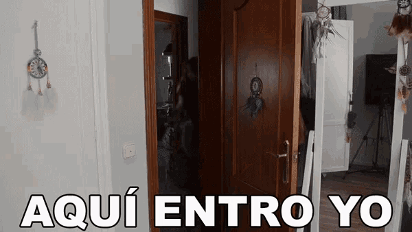 Aqui Entro Yo Im Here GIF - Aqui Entro Yo Im Here Just Arrive GIFs