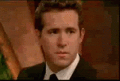 Ryan Reynolds Dahliabunni GIF - Ryan Reynolds Dahliabunni GIFs