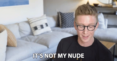 Its Not My Nude Thats Not Me GIF - Its Not My Nude Thats Not Me Innocent GIFs