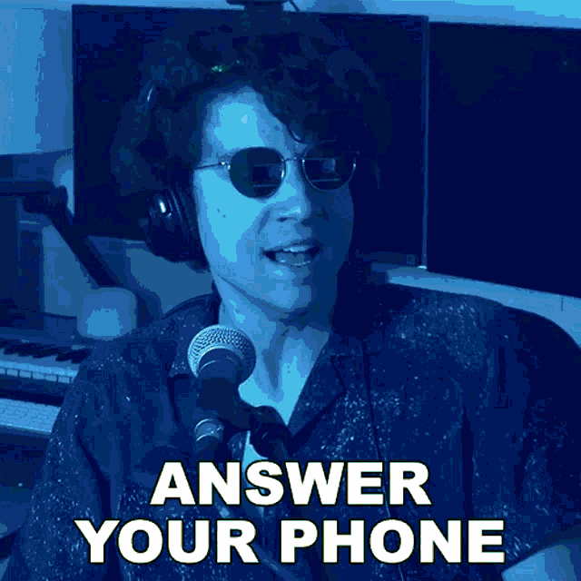 Answer You Phone Daniel Thrasher GIF - Answer You Phone Daniel Thrasher Pick Up Your Mobile Phone GIFs