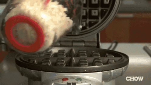 Making Hash Browns With A Waffle Maker GIF - Hashbrowns Waffle Maker Breakfast GIFs