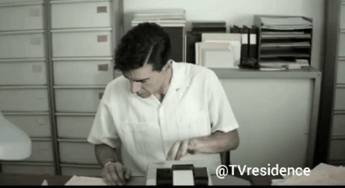 Sacha Baron Cohen Typewriter GIF - Sacha Baron Cohen Typewriter Spy GIFs