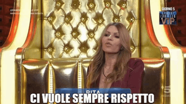 a woman is sitting in a chair with the words ci vuole sempre rispetto