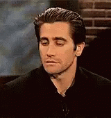 Jake Gyllenhaal Broke GIF - Jake Gyllenhaal Broke Back And Forth GIFs