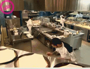 Old People Chef Ramsey GIF - Old People Chef Ramsey Giggle GIFs