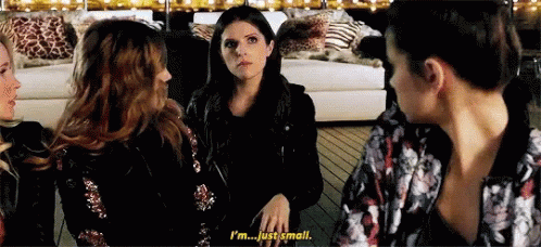 Pitch Perfect Small GIF - Pitch Perfect Small Beca GIFs