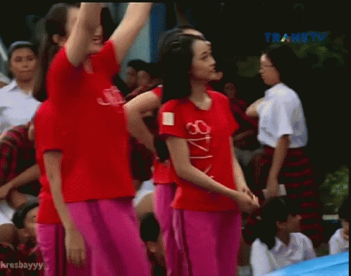 Asian Girl GIF - Asian Girl Dancing GIFs