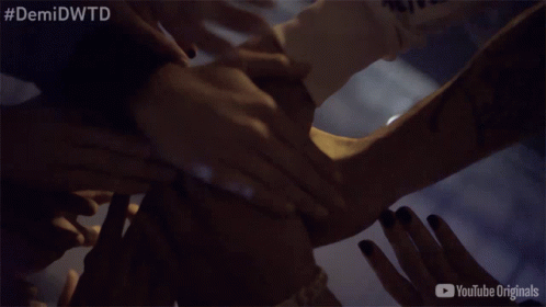 Hands In Demi Lovato GIF - Hands In Demi Lovato Demi Lovato Dancing With The Devil GIFs