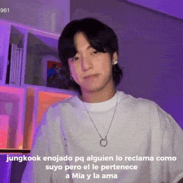 jungkook enojado pq alguien lo reclama como suyo pero el le pertenece a mia y la ama