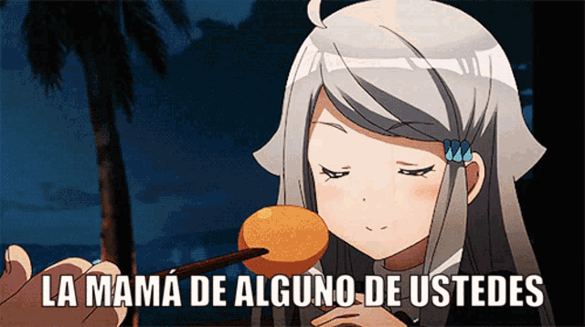 a picture of a girl eating something with the words la mama de alguno de ustedes