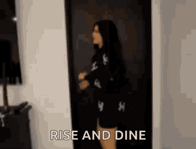 Rise And Shine Thanksgiving GIF - Rise And Shine Thanksgiving Eat GIFs