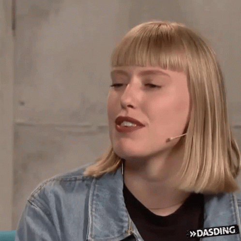 Confused Interview GIF - Confused Interview Singer GIFs